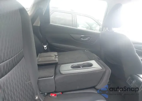 2017 Nissan Rogue Sv z USA, uszkodzony, nr VIN KNMAT2MTXHP617971